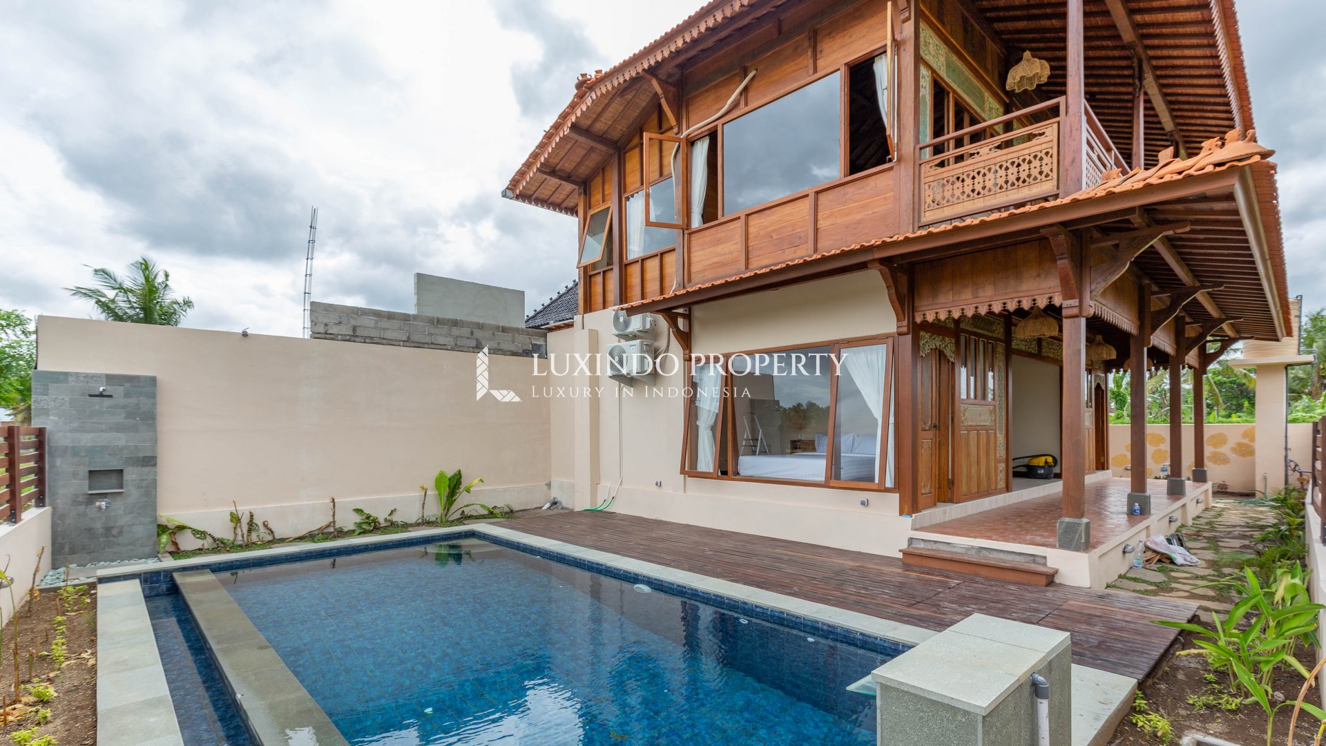 UBUD – BRAND NEW 3 BEDROOM WOODEN VILLA WITH RICE FIELD VIEW (LHV726)